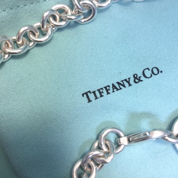 SOLD TIFFANY & CO Oval Tag Necklace✨ - Picture 5 of 7